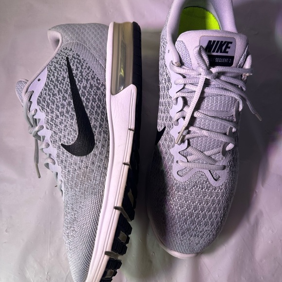 Nike Light Gray Running Shoes main image 11